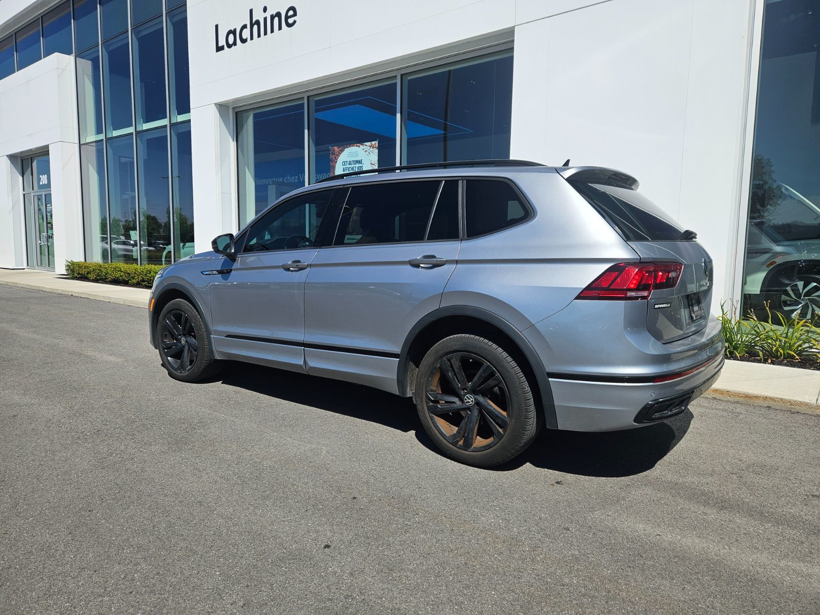 Photo 2023 Volkswagen Tiguan COMFORTLINE/ BLACK EDITION/ 113$ PAR SEMAINE - 96 #2