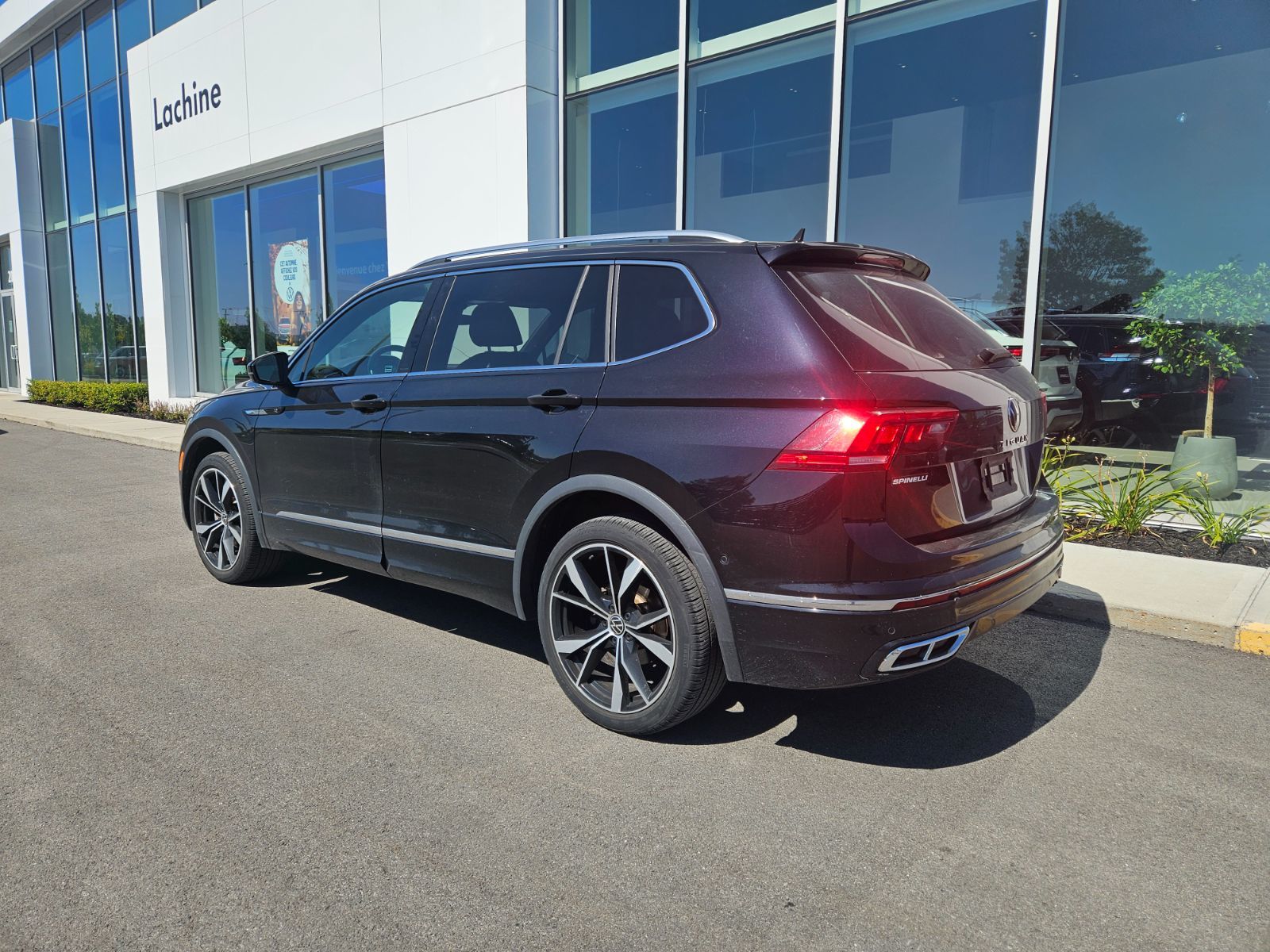 Photo 2023 Volkswagen Tiguan HIGHLINE/ RLINE/ 7 PASSAGER/ 115$ PAR SEMAINE #2