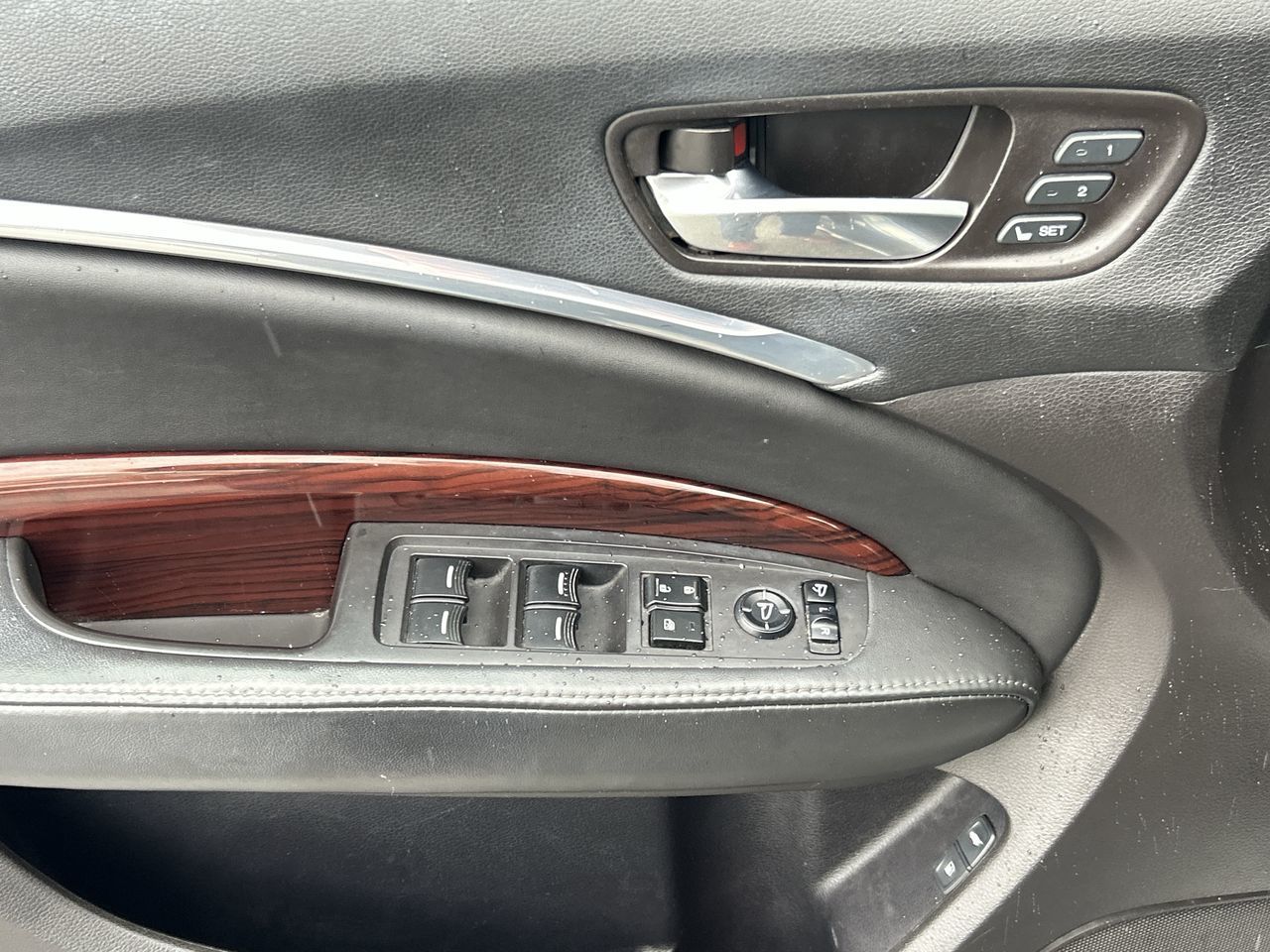 Acura MDX  2015 à North Vancouver, Colombie-Britannique