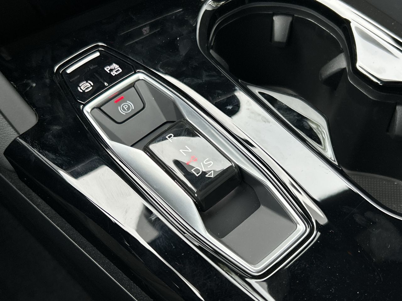 Audi All-New Q5 Sportback  2025 à North Vancouver, Colombie-Britannique