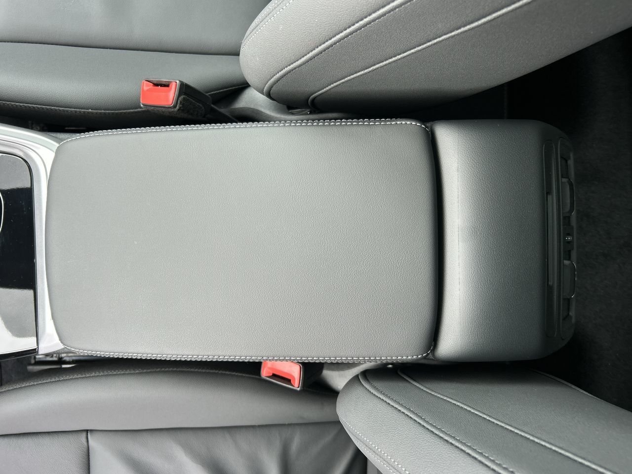 Audi All-New Q5  2025 à North Vancouver, Colombie-Britannique