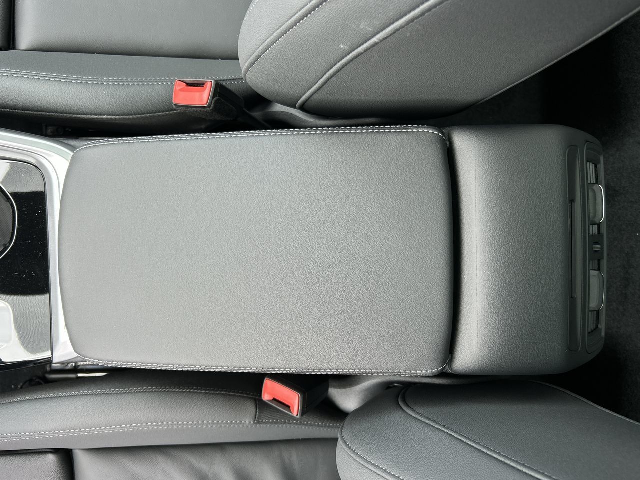 Audi All-New Q5  2025 à North Vancouver, Colombie-Britannique