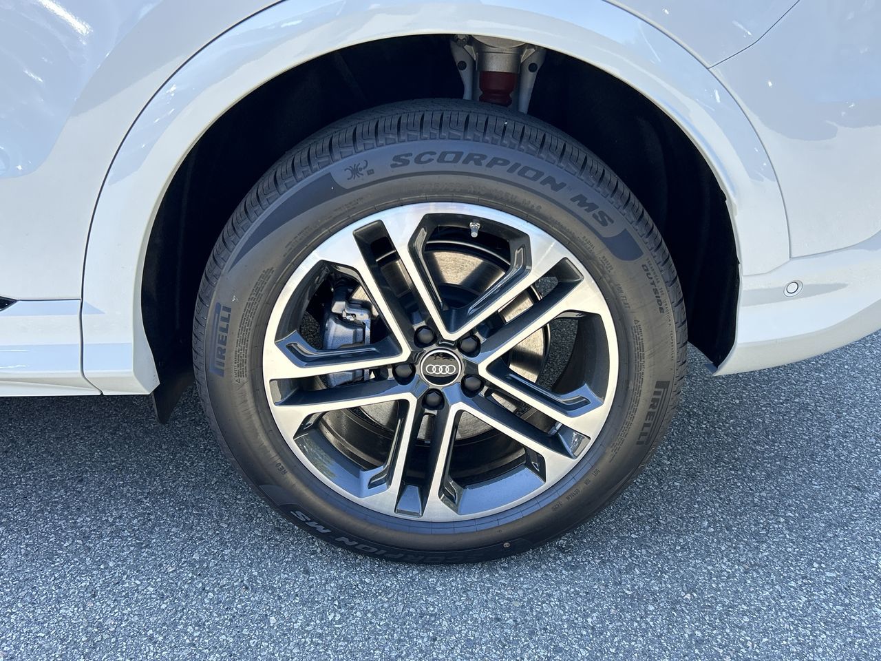 Audi All-New Q5  2025 à North Vancouver, Colombie-Britannique