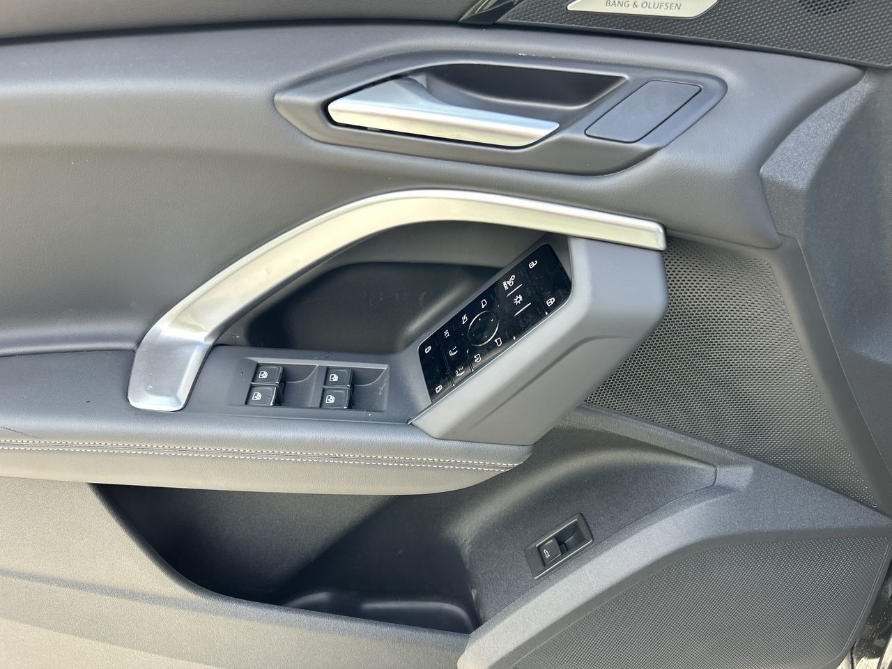 Audi All-New Q5  2025 à North Vancouver, Colombie-Britannique