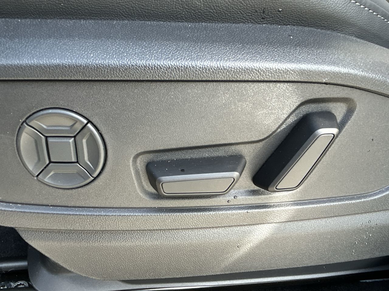 Audi All-New Q5  2025 à North Vancouver, Colombie-Britannique