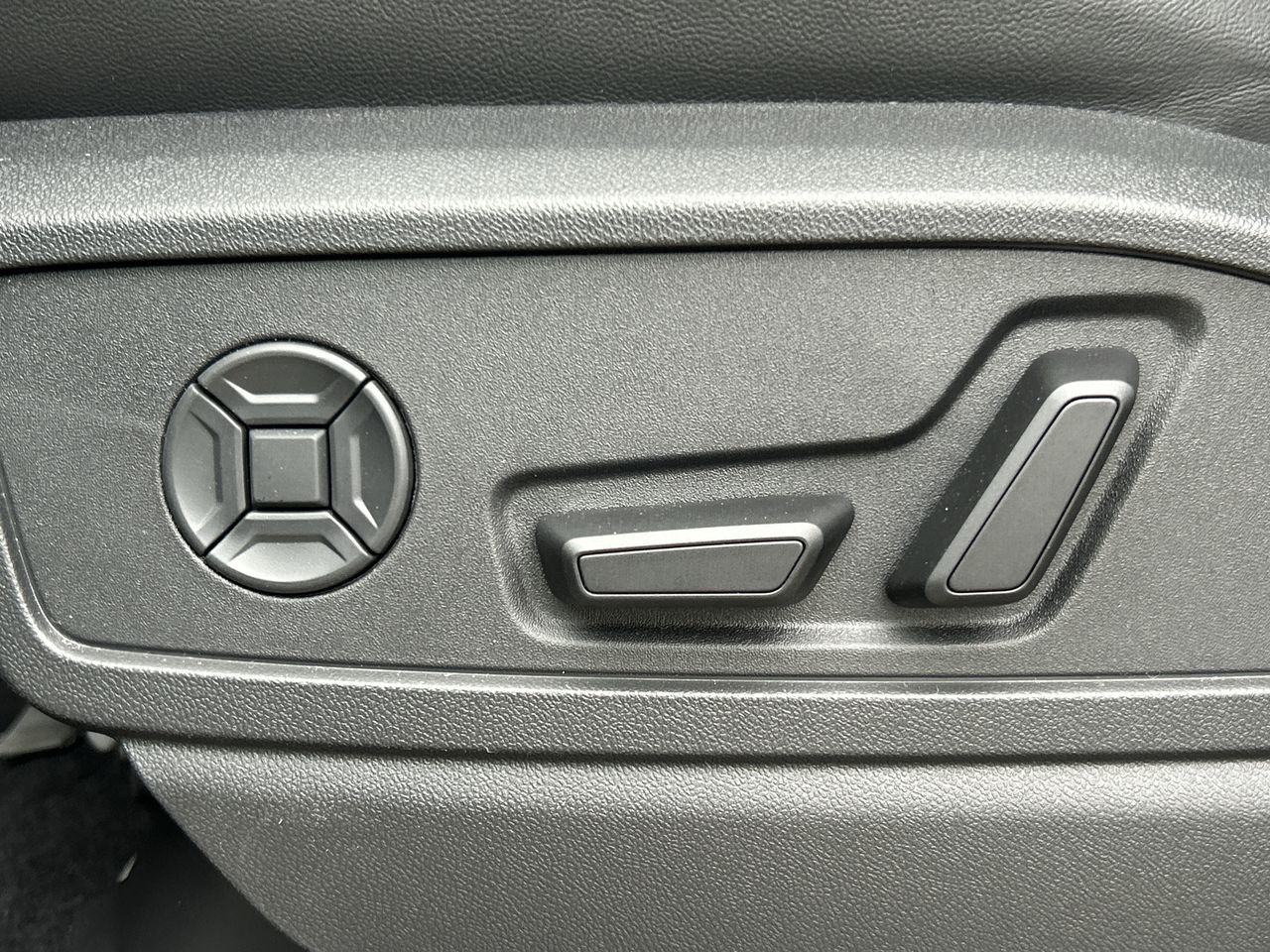 Audi All-New Q5  2025 à North Vancouver, Colombie-Britannique