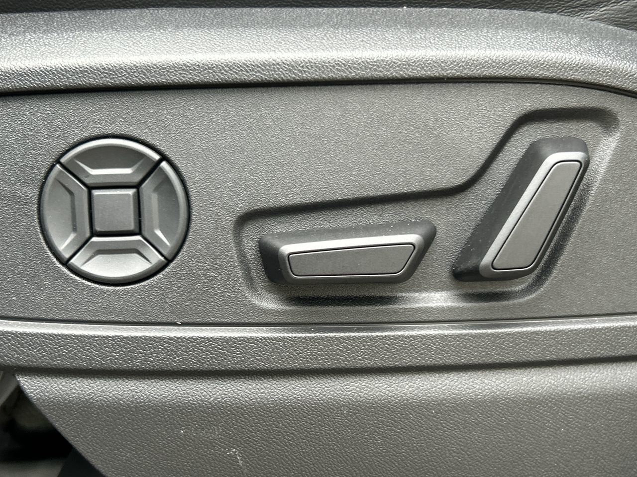 Audi All-New Q5  2025 à North Vancouver, Colombie-Britannique