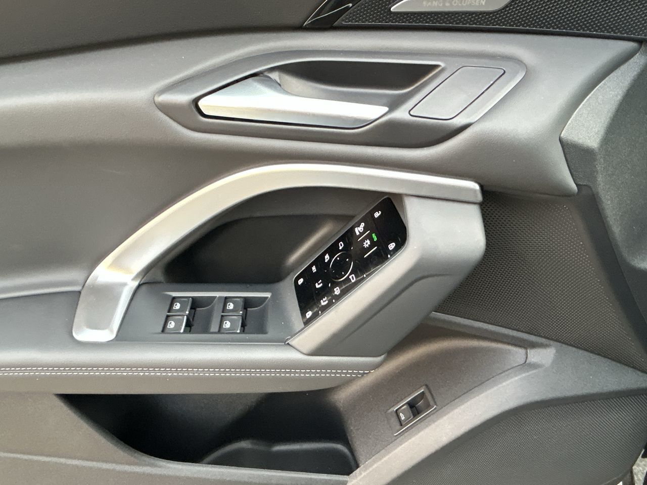 Audi All-New Q5  2025 à North Vancouver, Colombie-Britannique