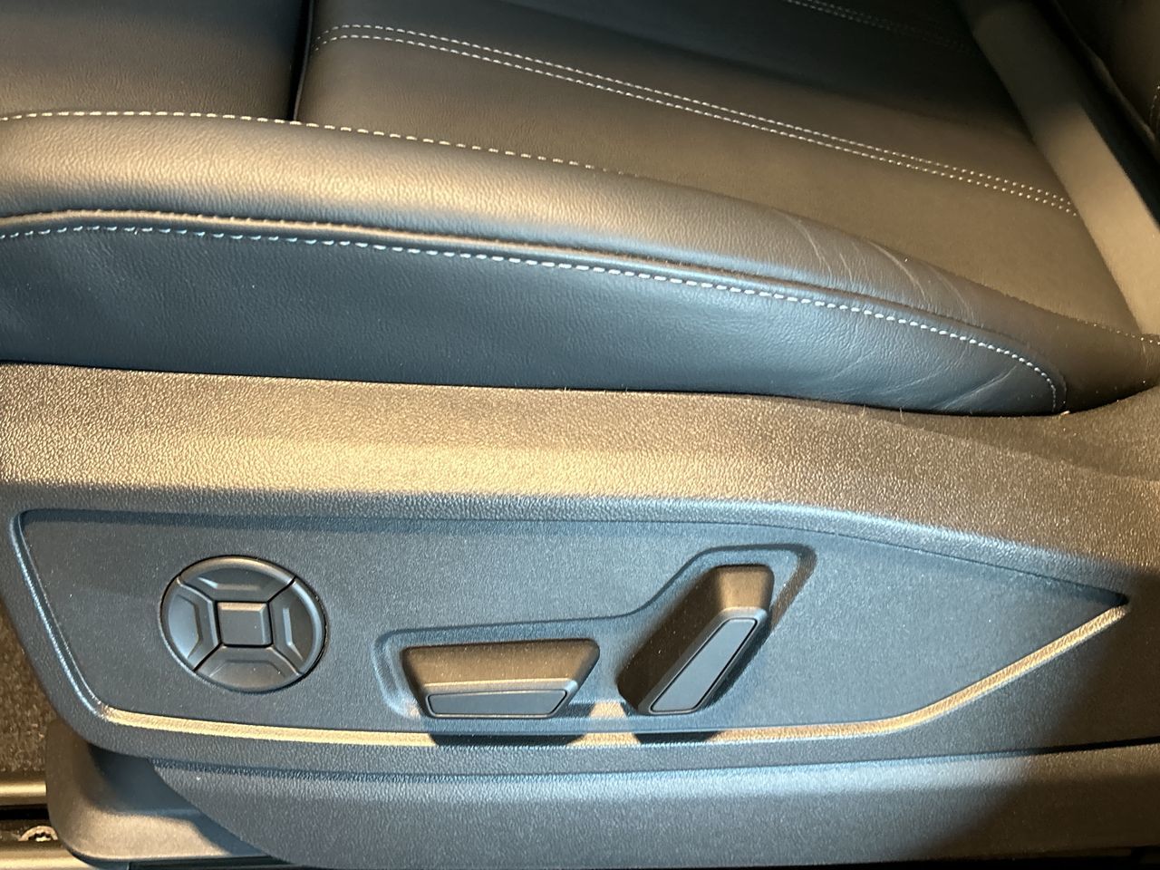 Audi All-New Q5  2025 à North Vancouver, Colombie-Britannique