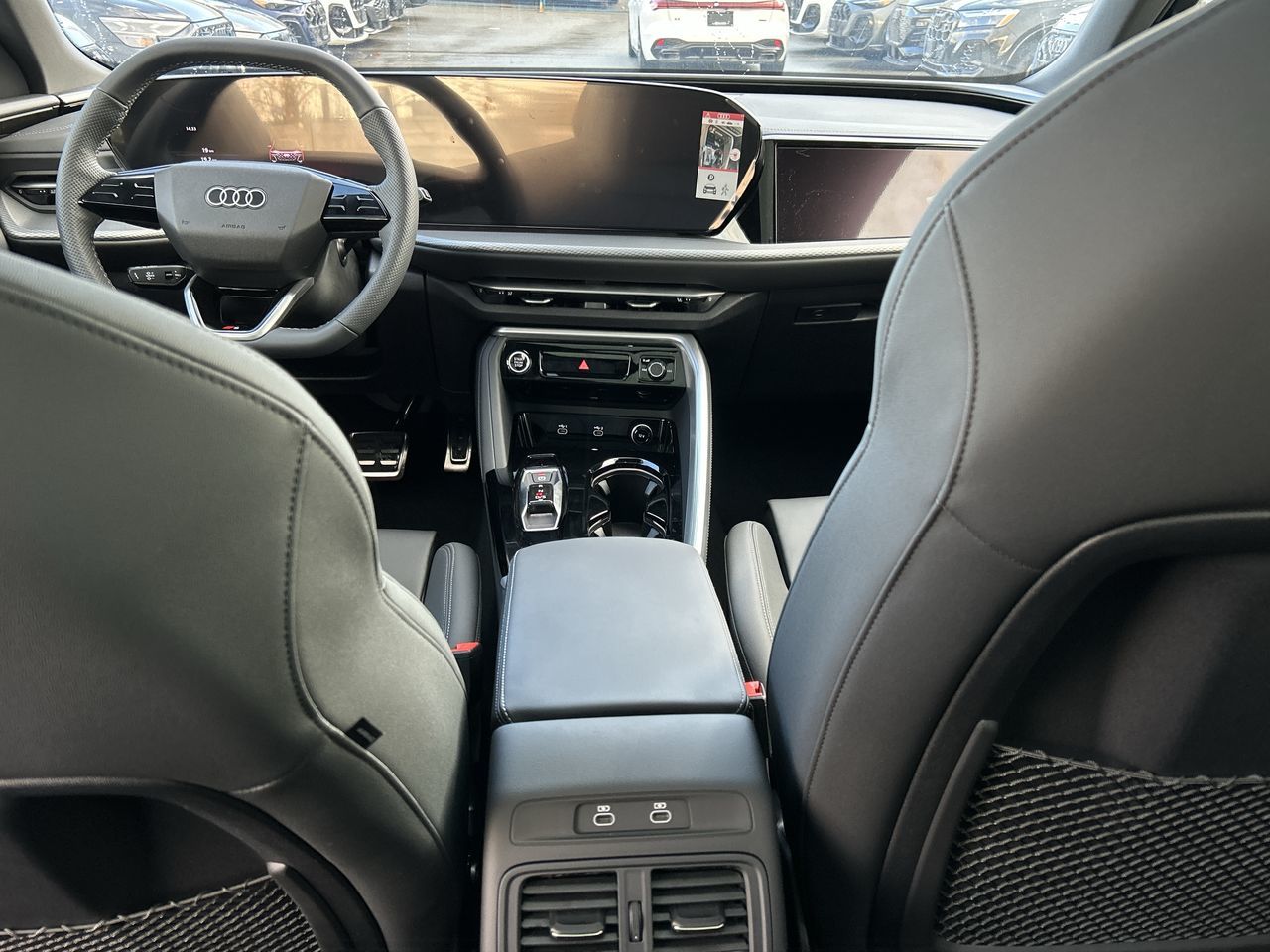 Audi All-New Q5  2025 à North Vancouver, Colombie-Britannique