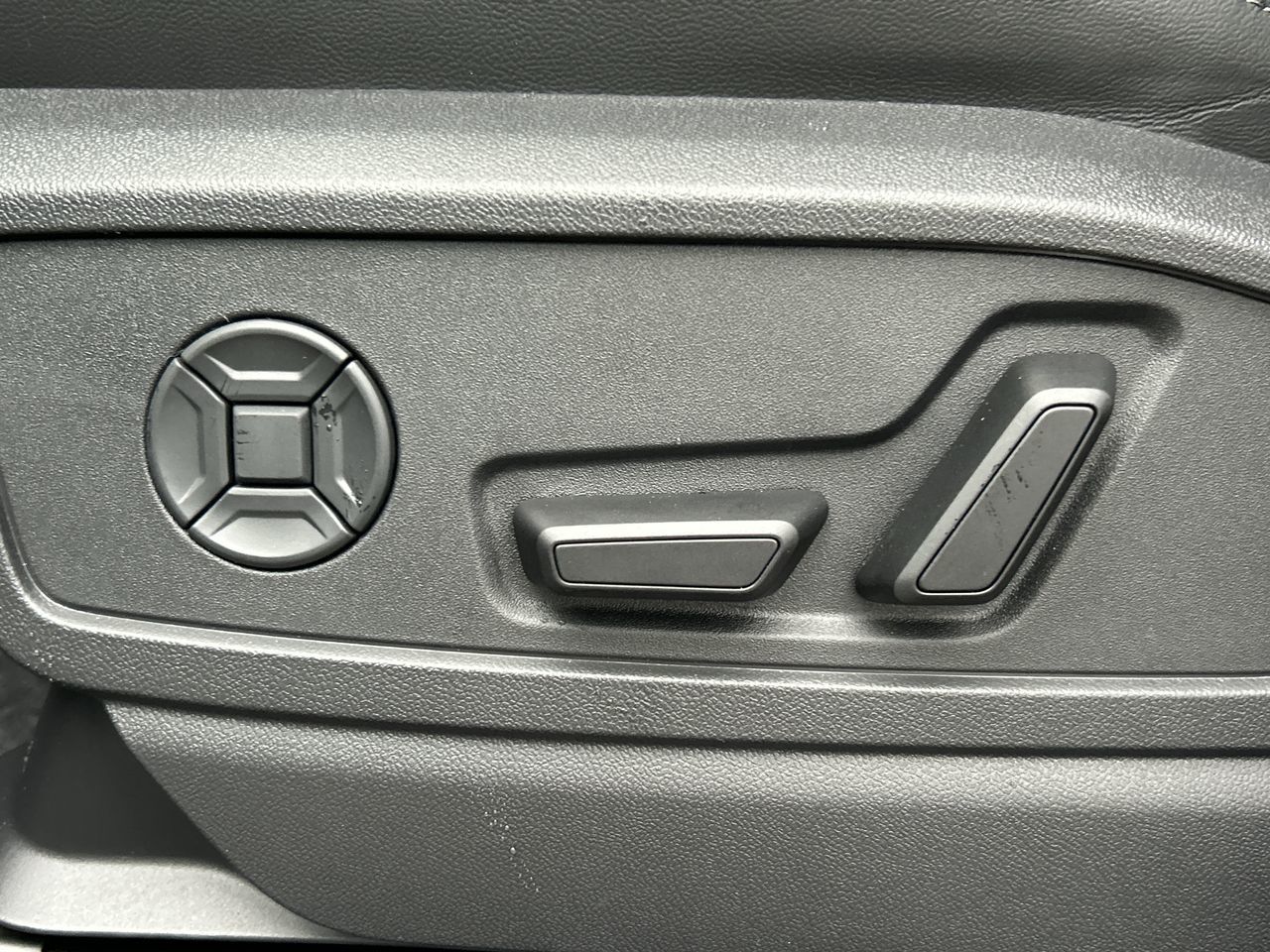 Audi All-New Q5  2025 à North Vancouver, Colombie-Britannique