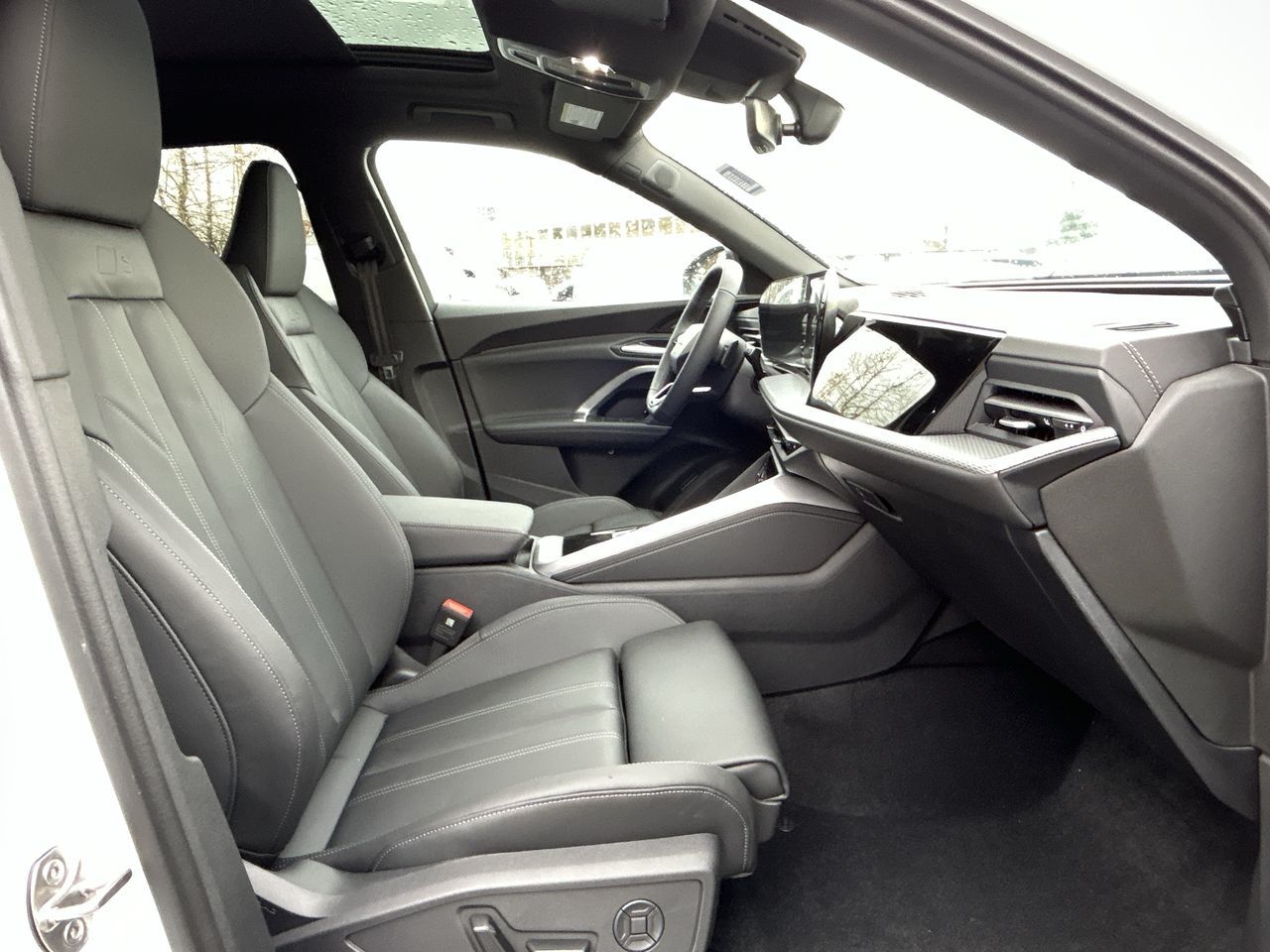 Audi All-New Q5  2025 à North Vancouver, Colombie-Britannique