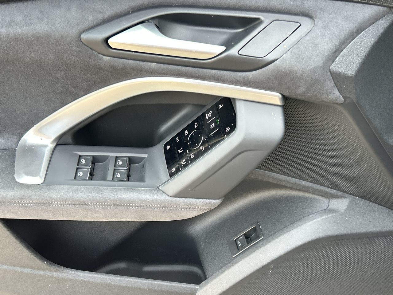 Audi All-New SQ5  2025 à North Vancouver, Colombie-Britannique