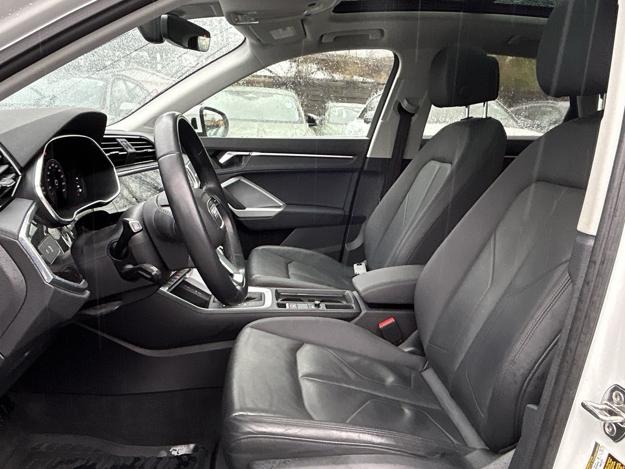 Audi Q3  2021 à North Vancouver, Colombie-Britannique