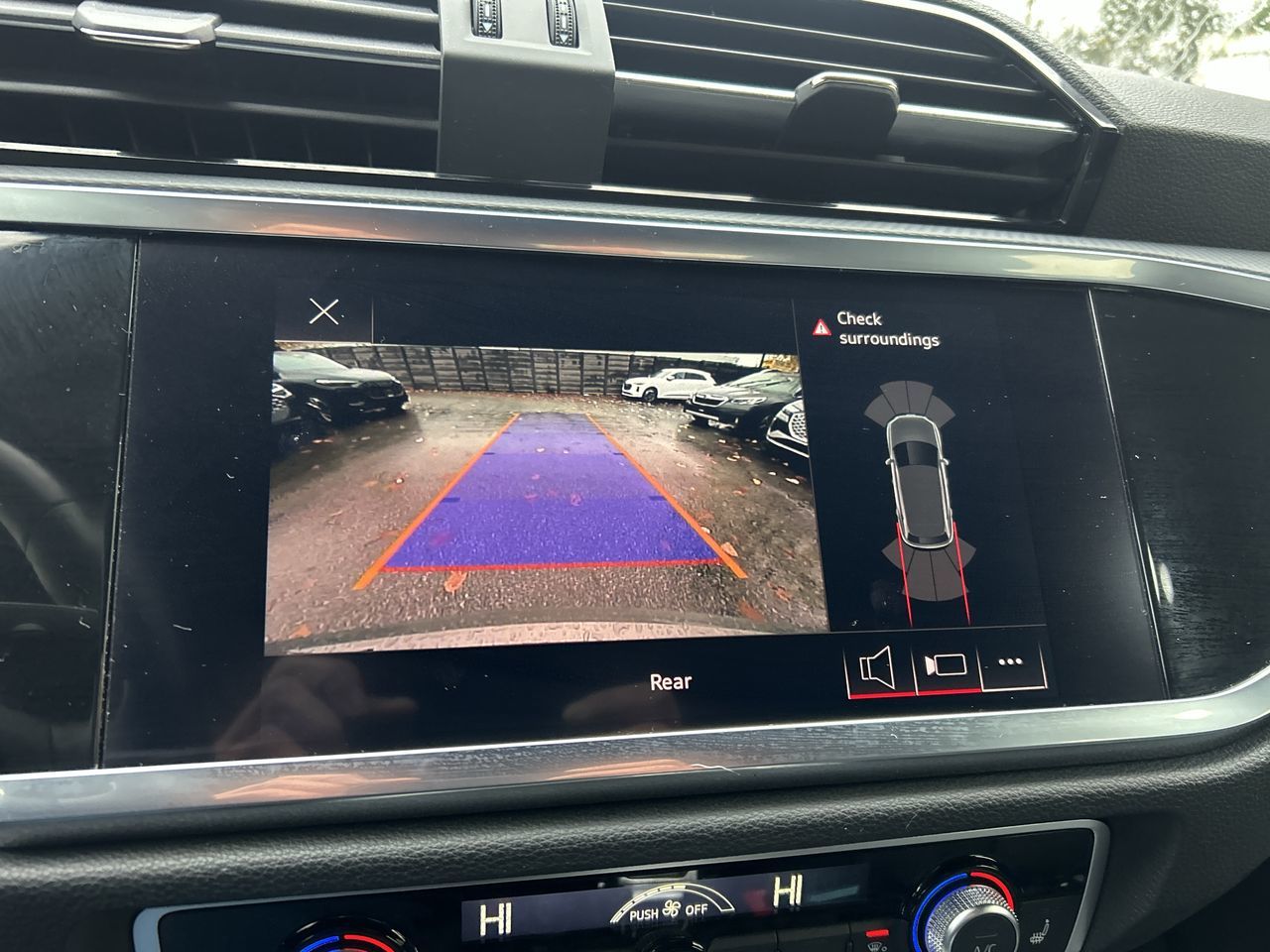 Audi Q3  2022 à North Vancouver, Colombie-Britannique