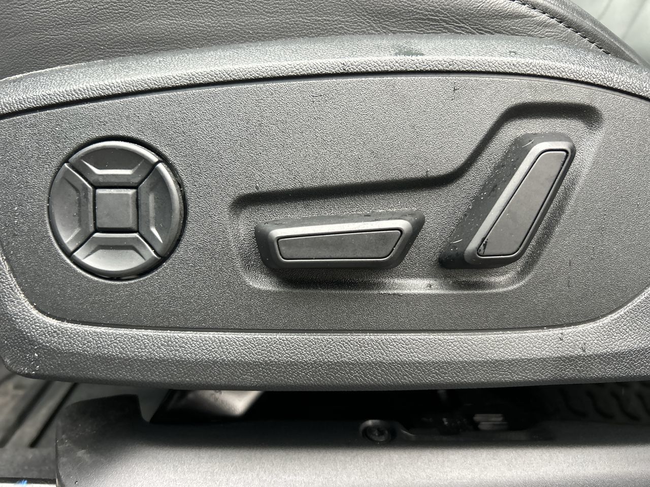 Audi Q3  2024 à North Vancouver, Colombie-Britannique