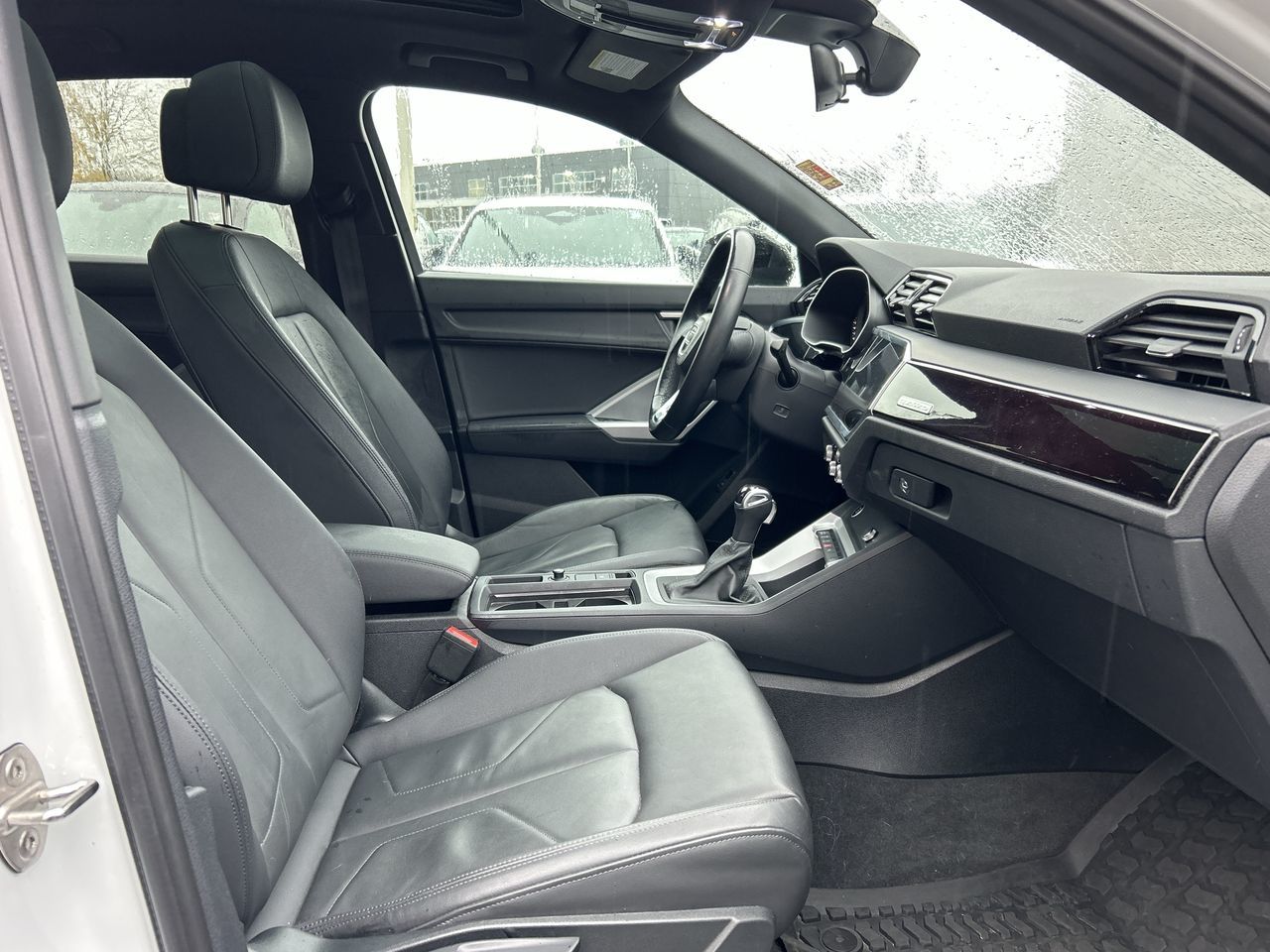 Audi Q3  2024 à North Vancouver, Colombie-Britannique