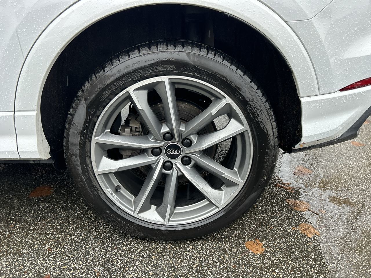 Audi Q3  2024 à North Vancouver, Colombie-Britannique