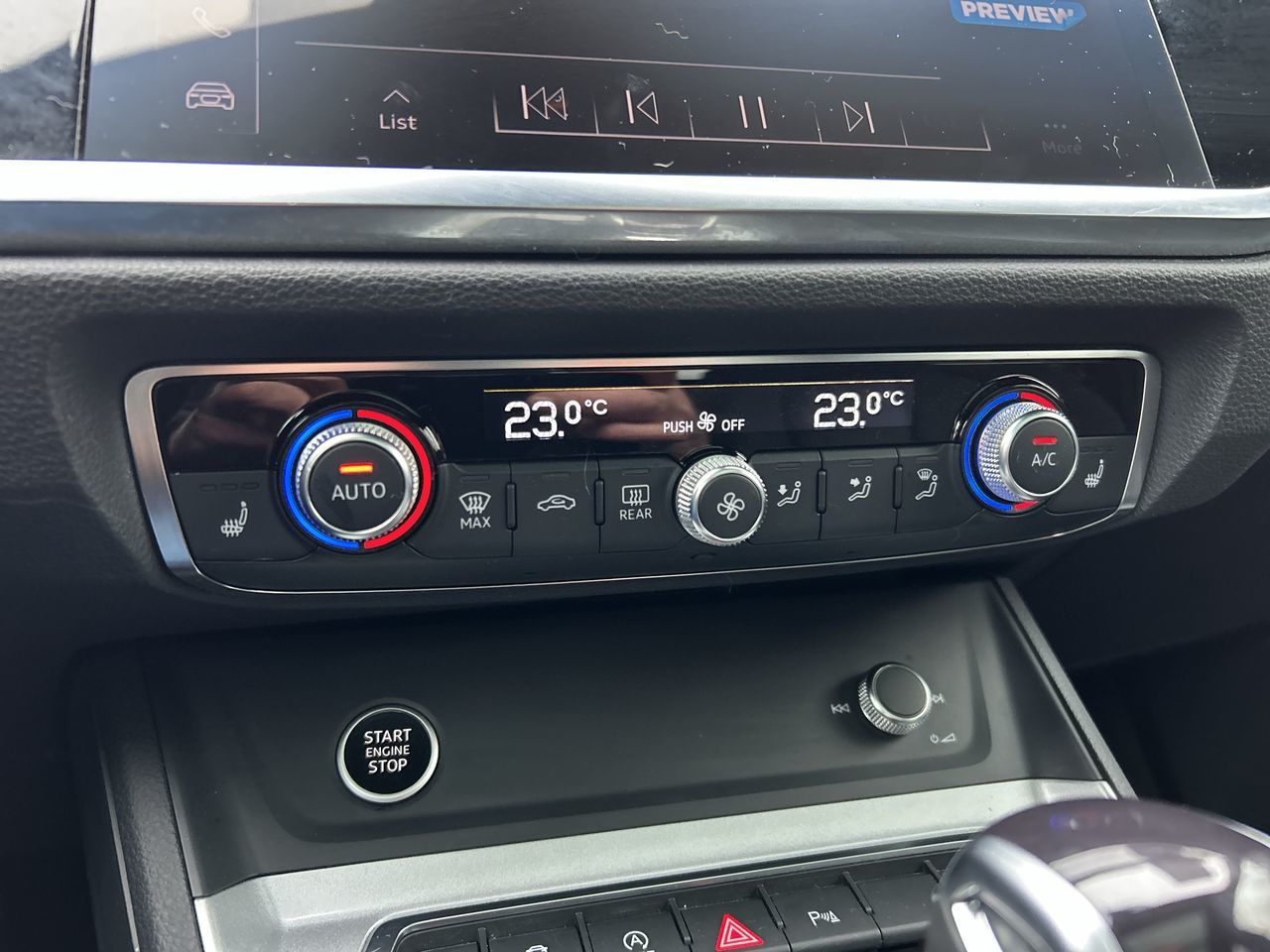 Audi Q3  2024 à North Vancouver, Colombie-Britannique