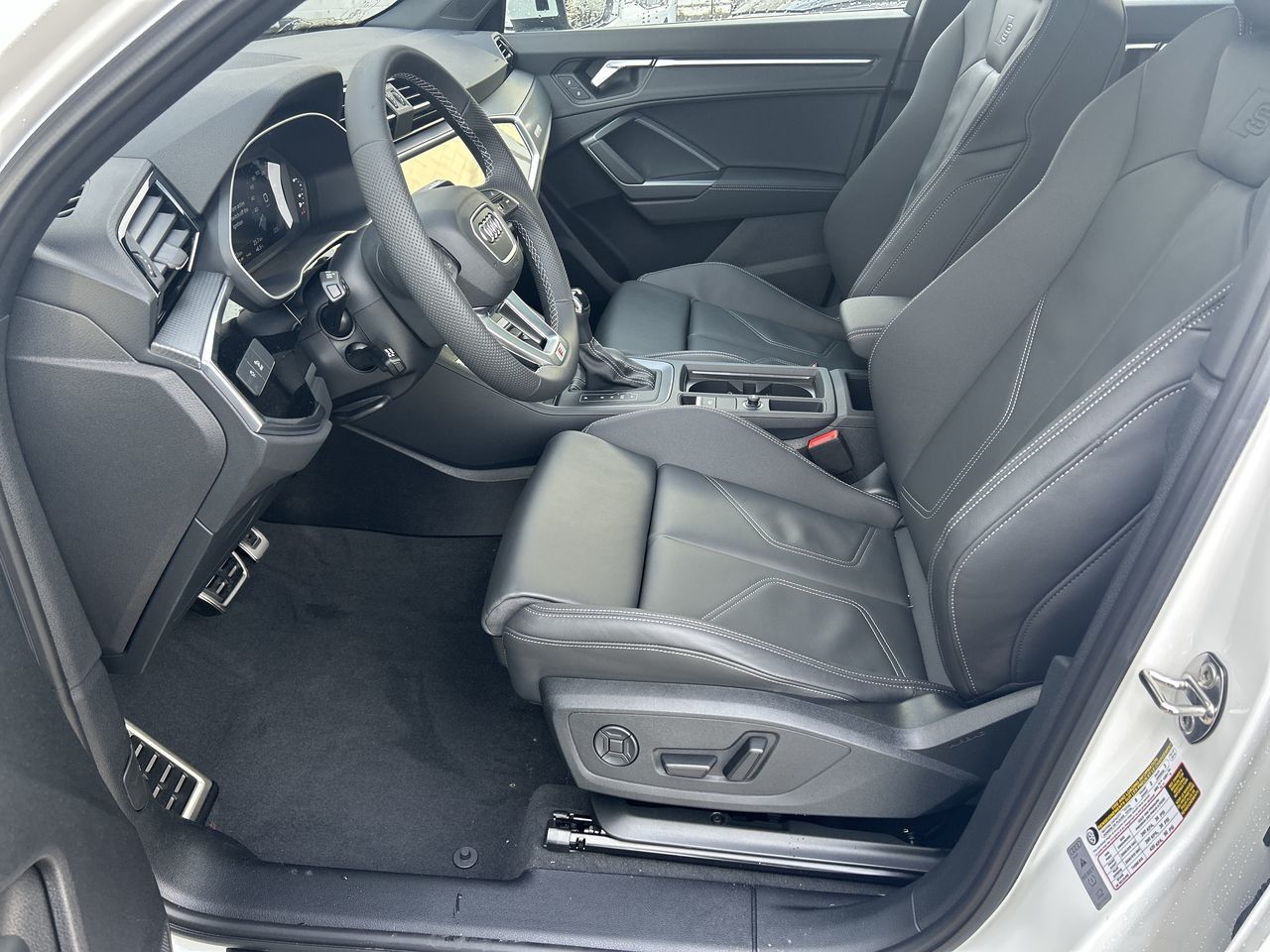 Audi Q3  2025 à North Vancouver, Colombie-Britannique