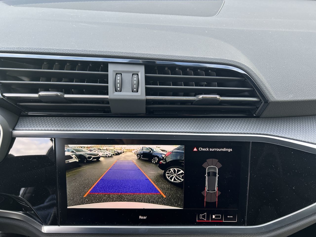 Audi Q3  2025 à North Vancouver, Colombie-Britannique