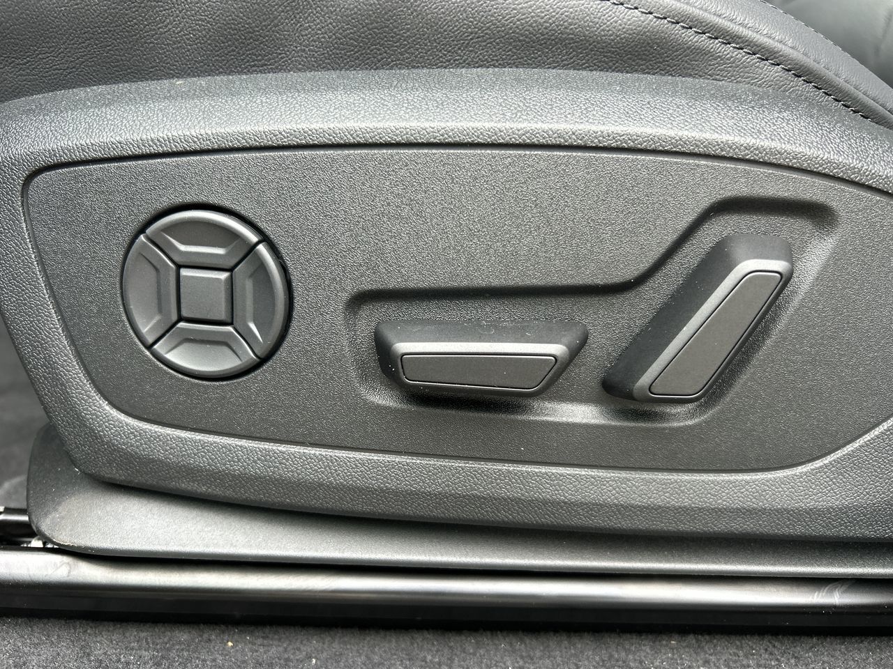 Audi Q3  2025 à North Vancouver, Colombie-Britannique