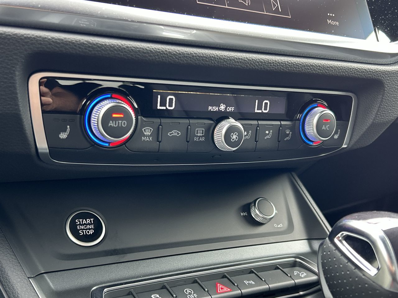 Audi Q3  2025 à North Vancouver, Colombie-Britannique