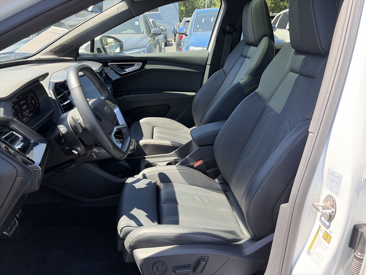 Audi Q4 e-tron  2023 à North Vancouver, Colombie-Britannique