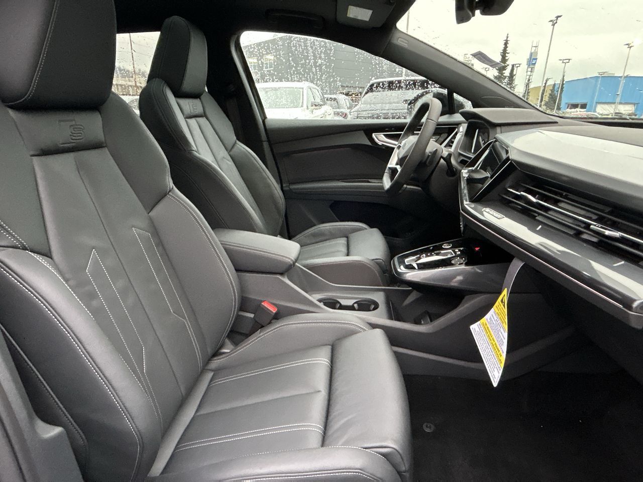 Audi Q4 e-tron  2025 à North Vancouver, Colombie-Britannique