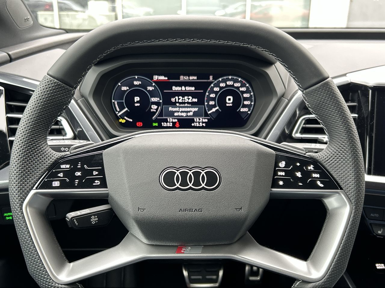 Audi Q4 e-tron  2025 à North Vancouver, Colombie-Britannique