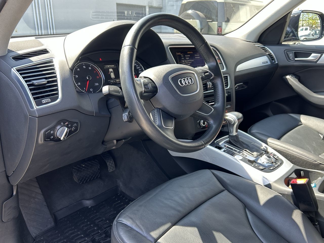 Audi Q5  2016 à North Vancouver, Colombie-Britannique