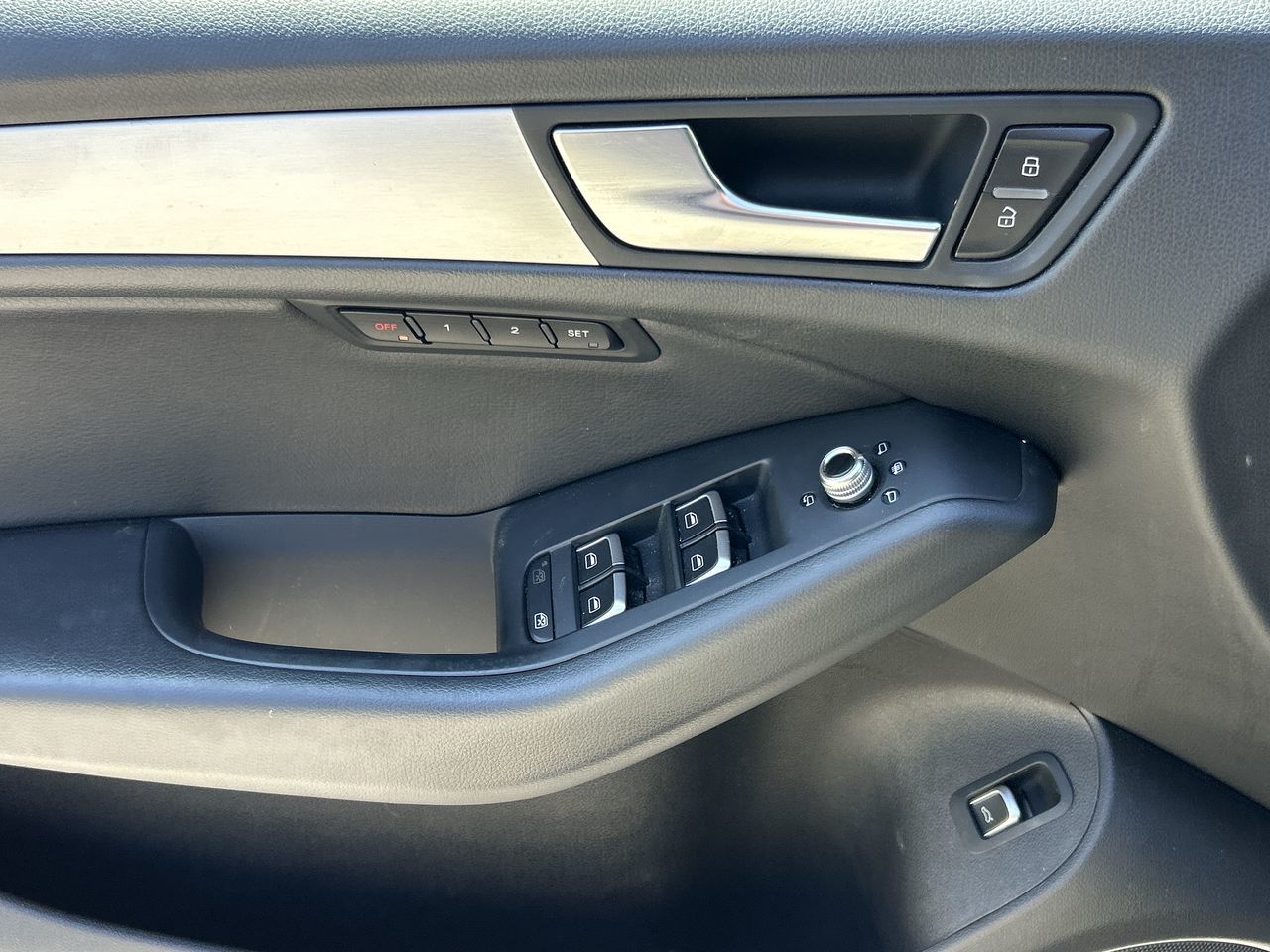 Audi Q5  2016 à North Vancouver, Colombie-Britannique