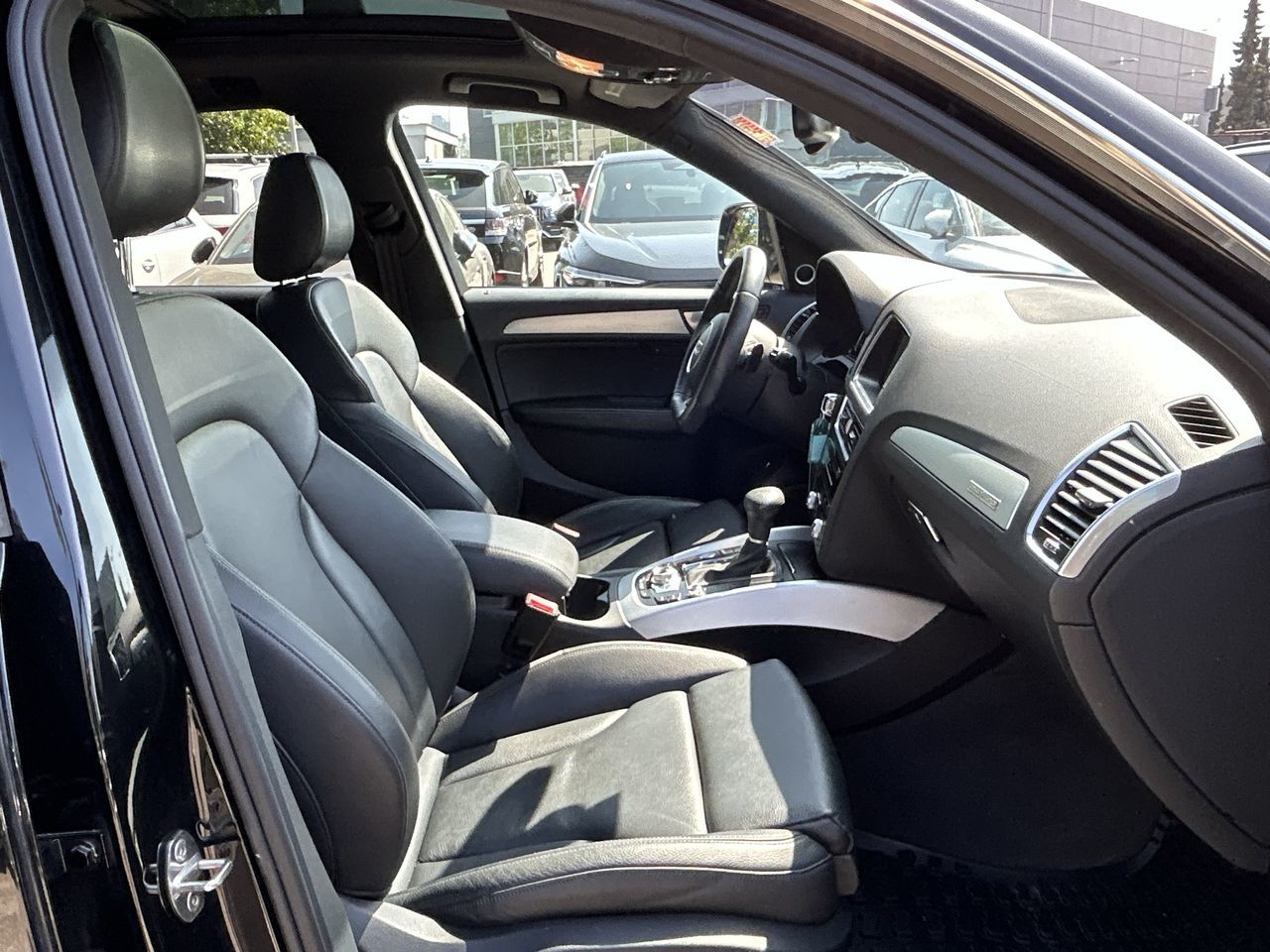Audi Q5  2016 à North Vancouver, Colombie-Britannique