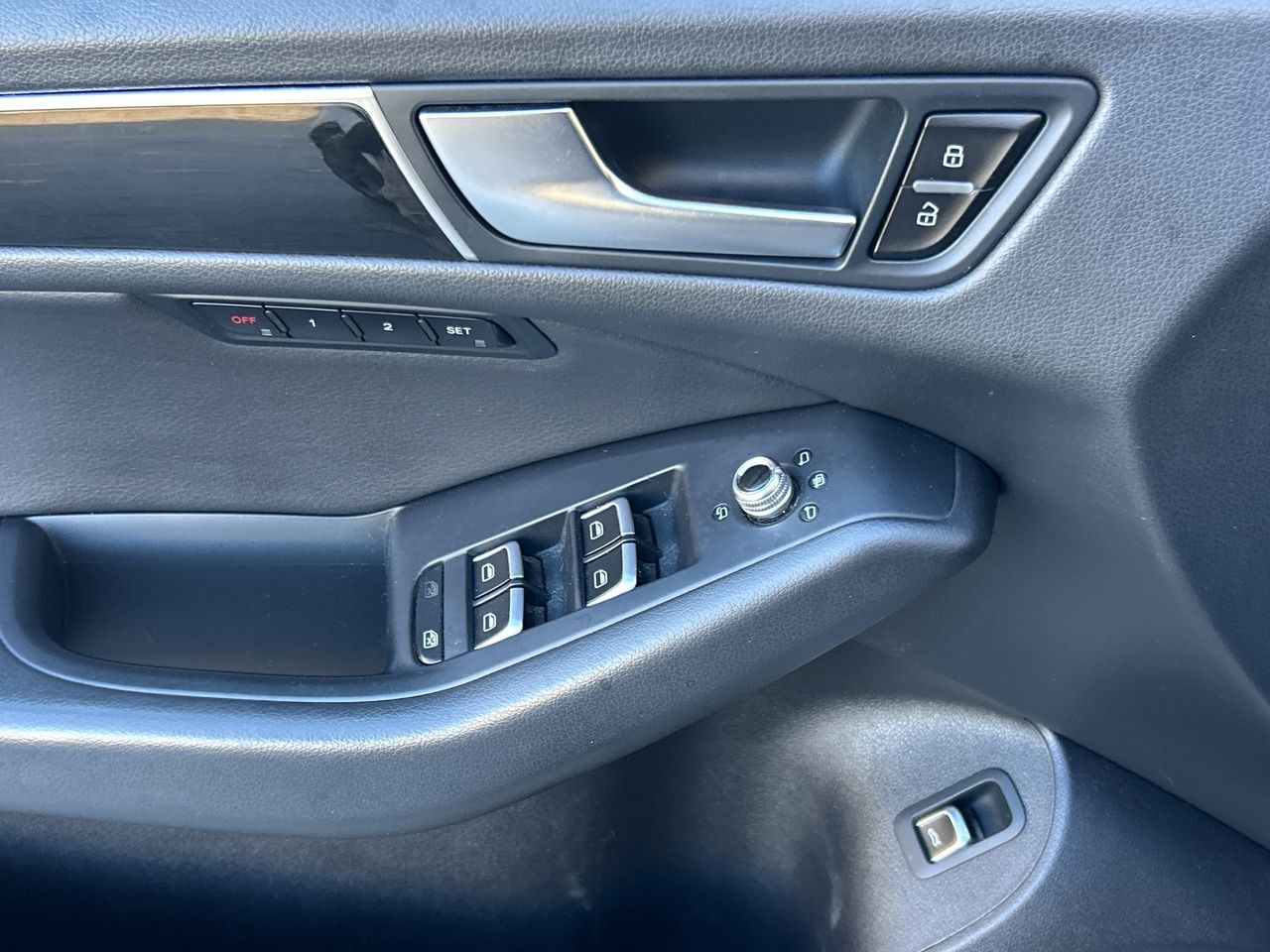 Audi Q5  2017 à North Vancouver, Colombie-Britannique