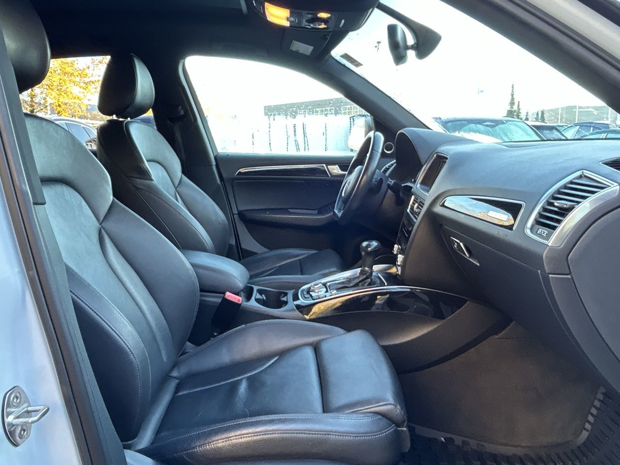 Audi Q5  2017 à North Vancouver, Colombie-Britannique