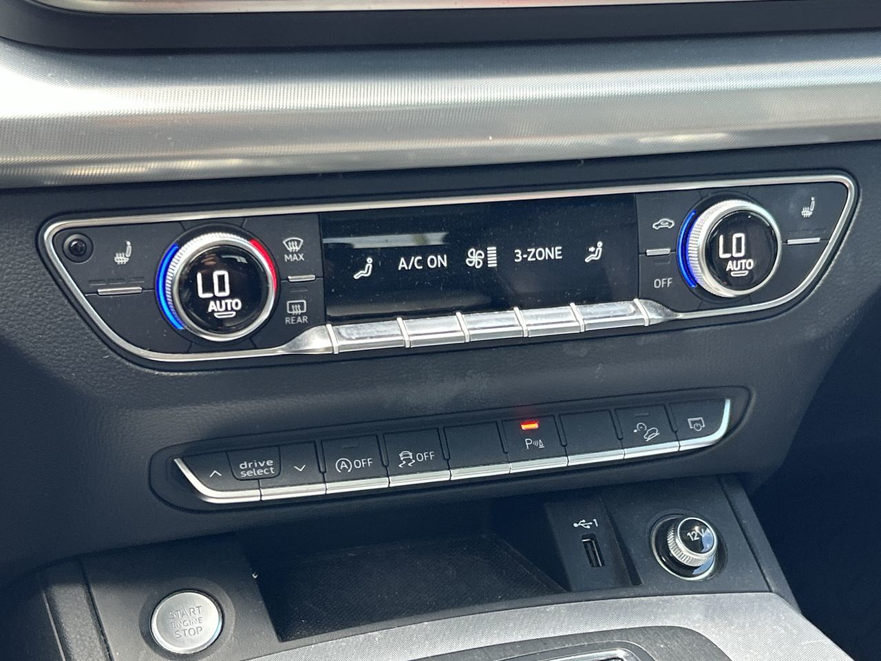Audi Q5  2019 à North Vancouver, Colombie-Britannique