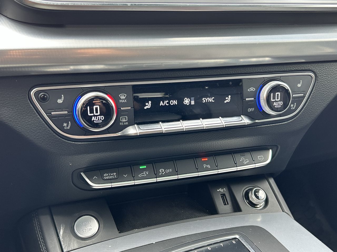 2020 Audi Q5 in North Vancouver, British Columbia