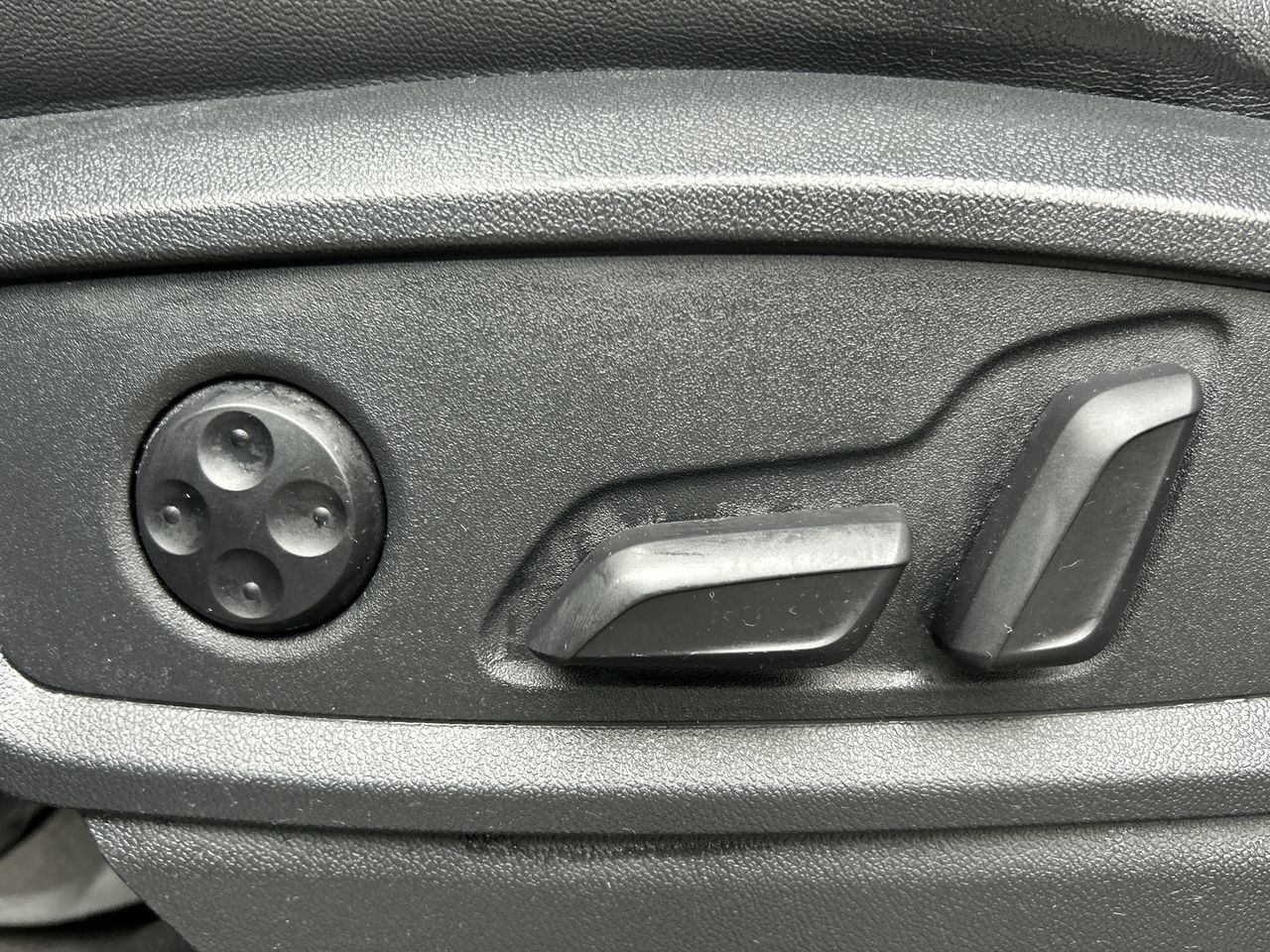 2022 Audi Q5 in North Vancouver, British Columbia