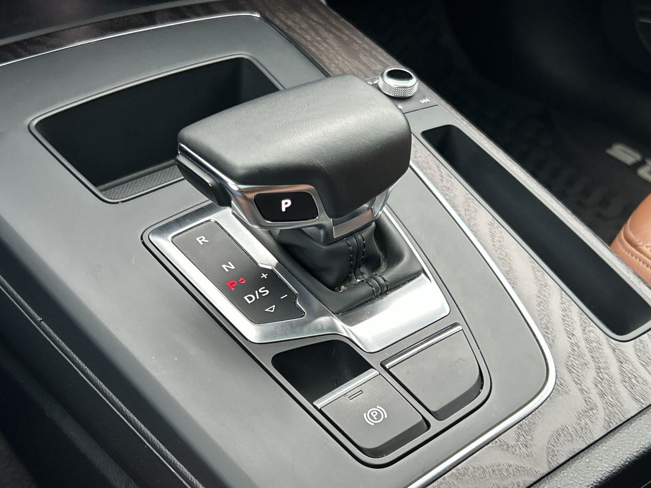 Audi Q5  2023 à North Vancouver, Colombie-Britannique