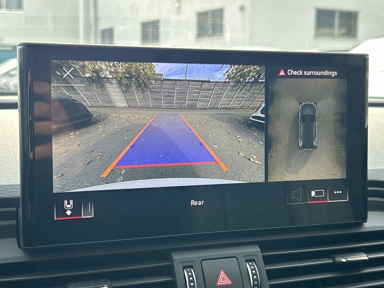 Audi Q5  2023 à North Vancouver, Colombie-Britannique