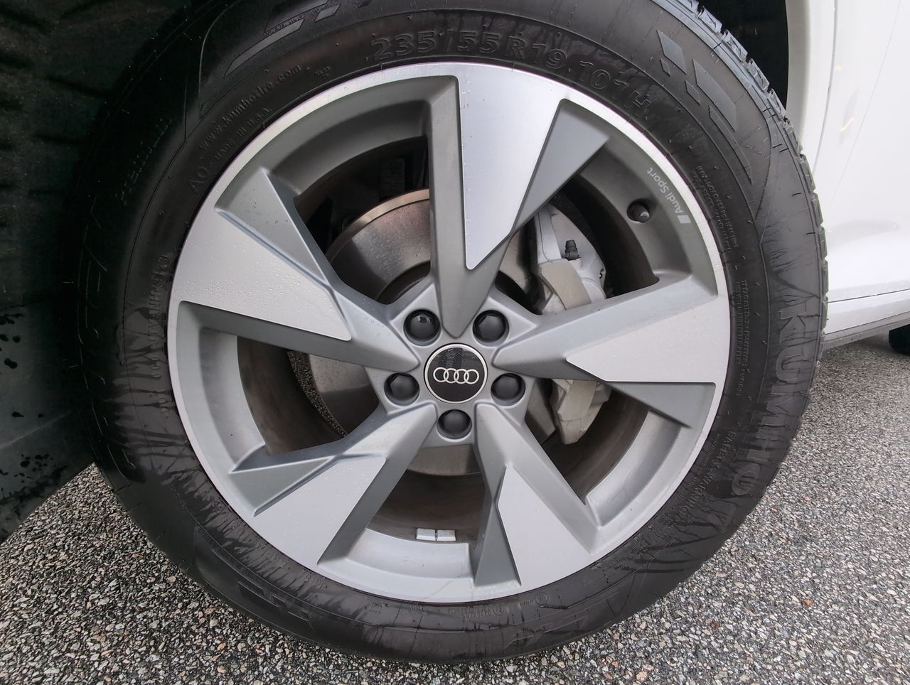 2024 Audi Q5 in North Vancouver, British Columbia