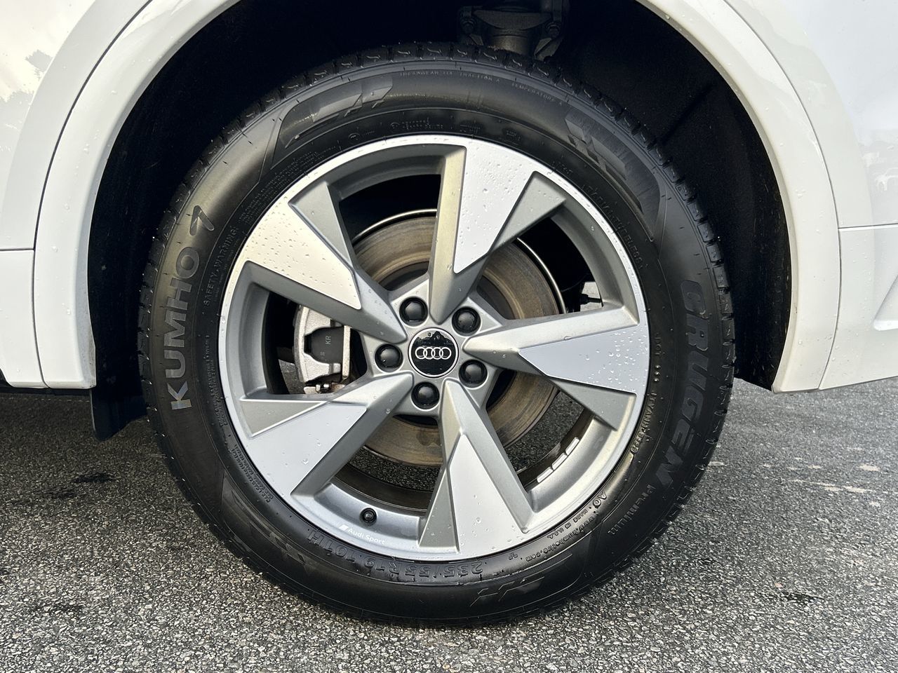 2024 Audi Q5 in North Vancouver, British Columbia
