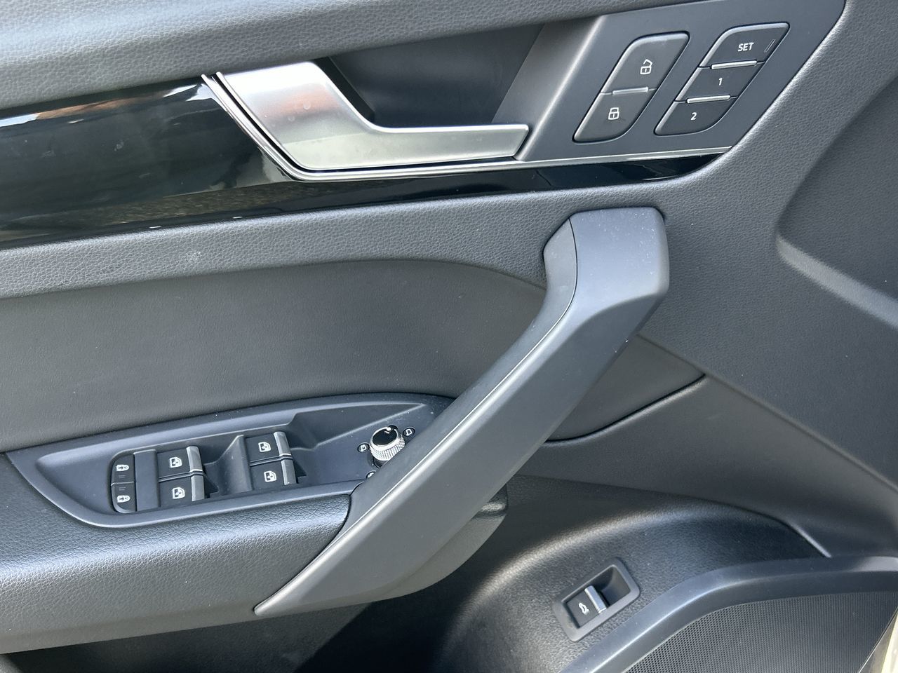 2024 Audi Q5 in North Vancouver, British Columbia