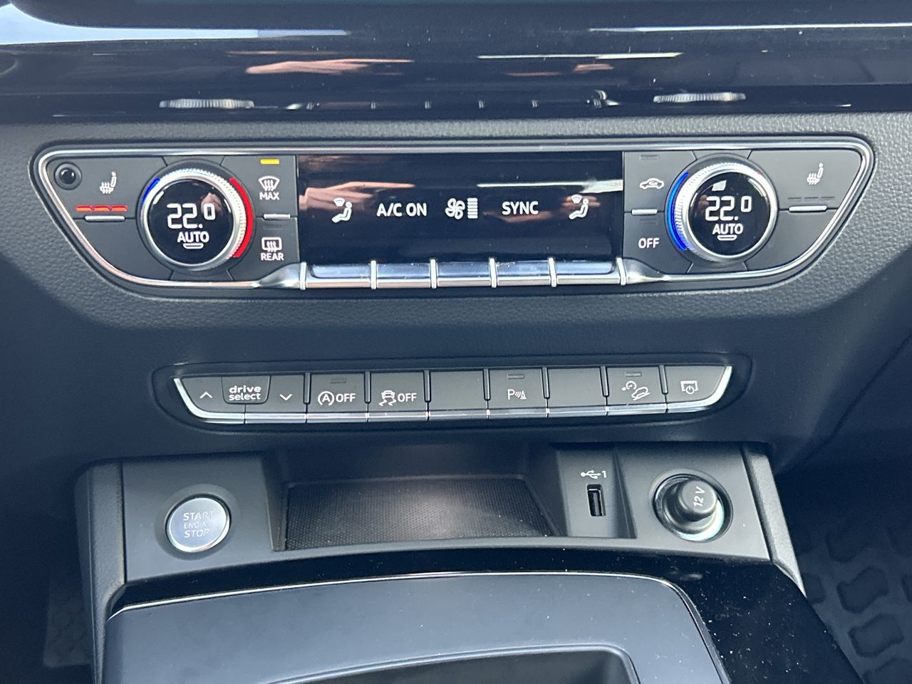 2024 Audi Q5 in North Vancouver, British Columbia