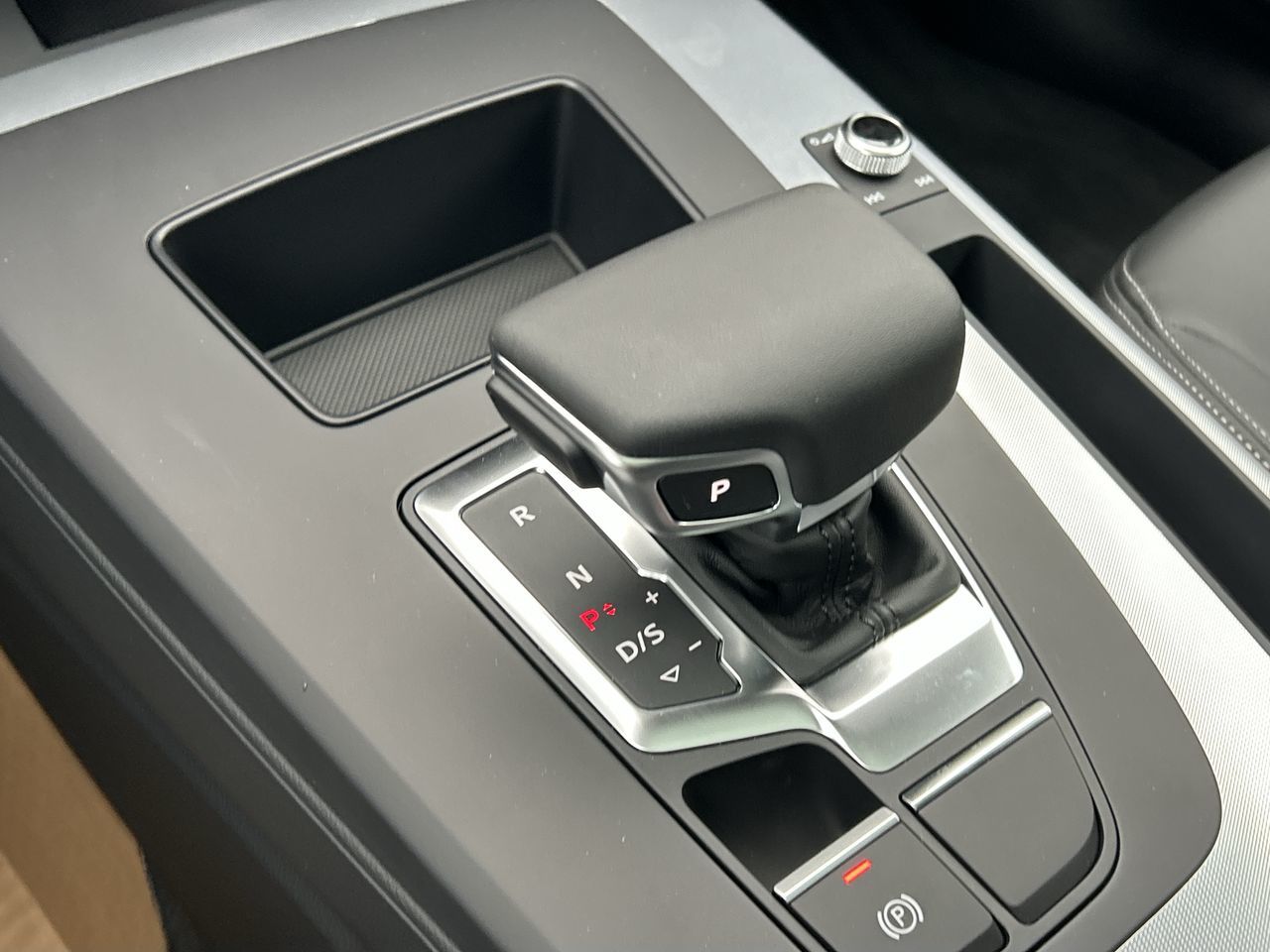 2025 Audi Q5 in North Vancouver, British Columbia