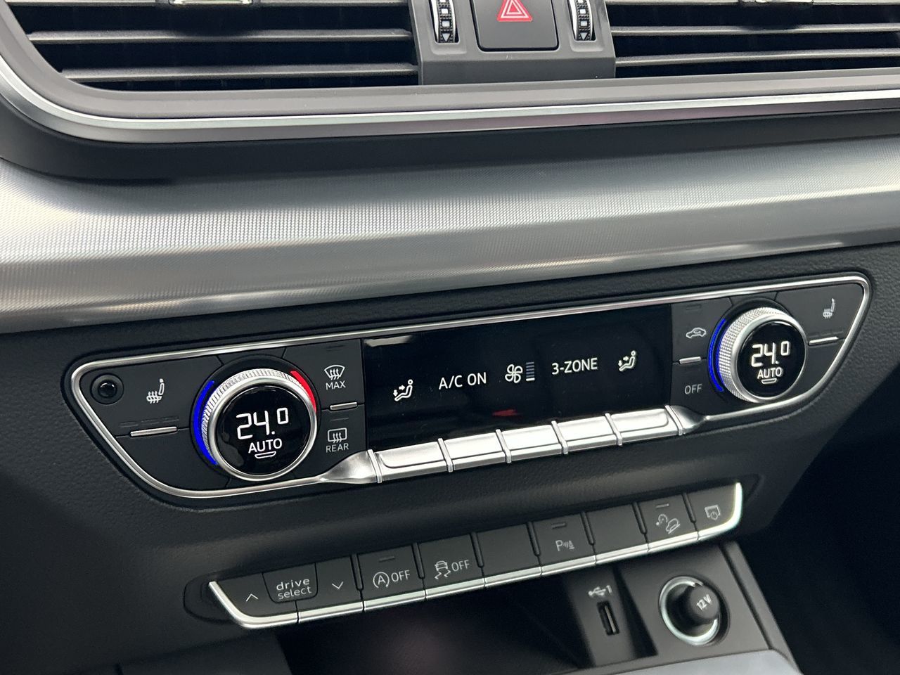 2025 Audi Q5 in North Vancouver, British Columbia