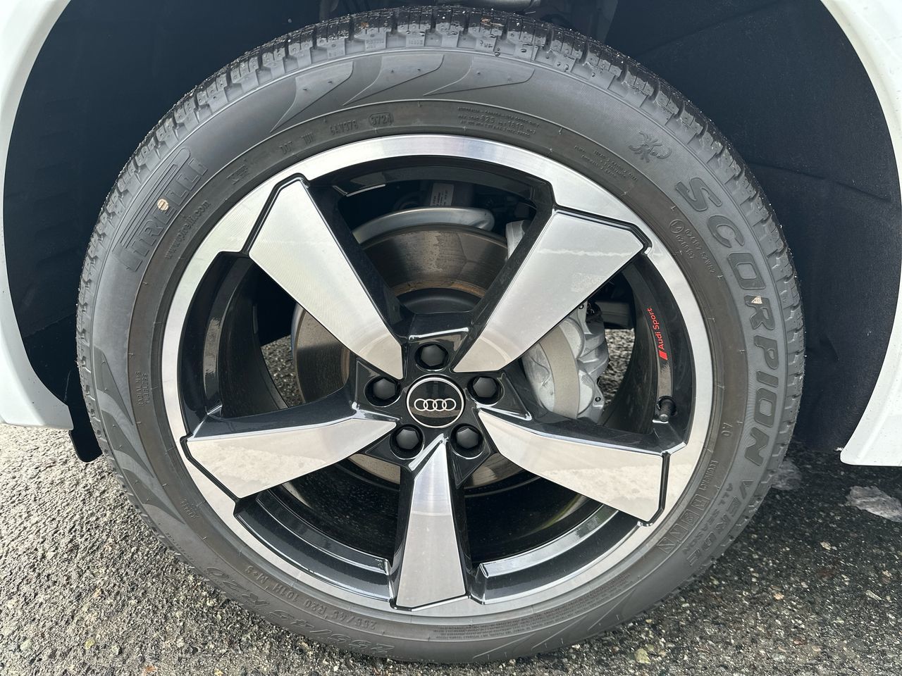 2025 Audi Q5 in North Vancouver, British Columbia