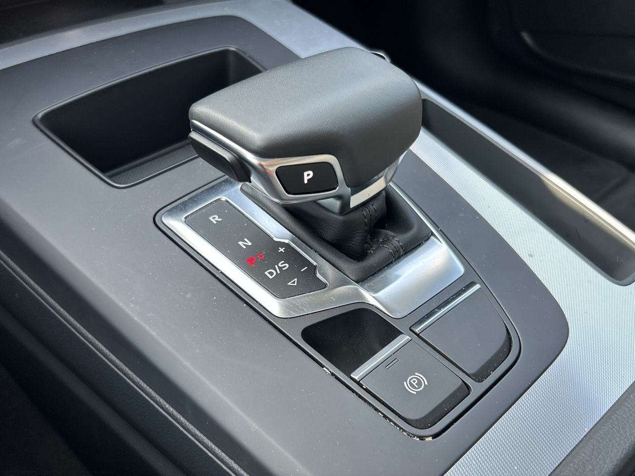 Audi Q5  2025 à North Vancouver, Colombie-Britannique