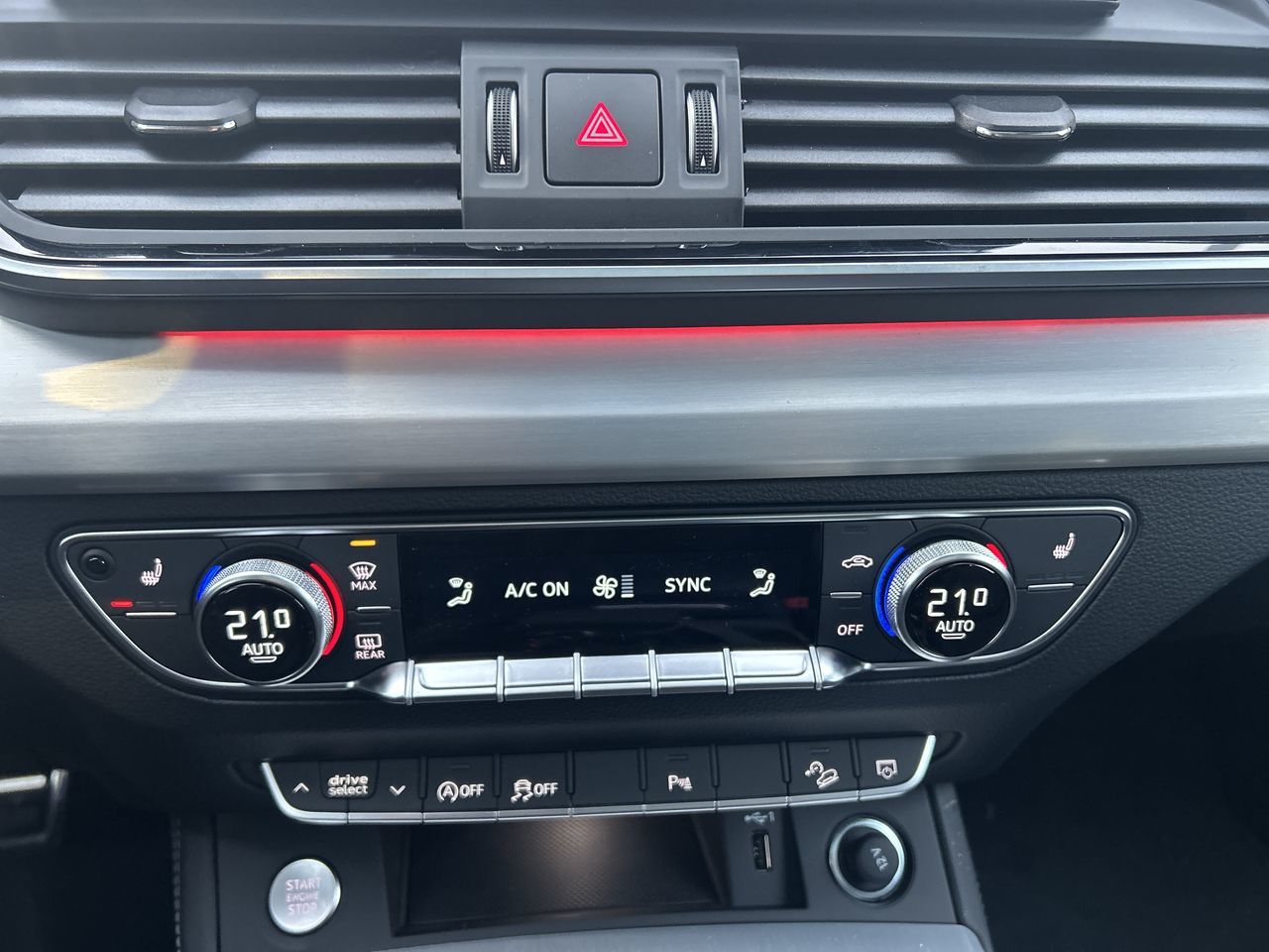 Audi Q5  2025 à North Vancouver, Colombie-Britannique