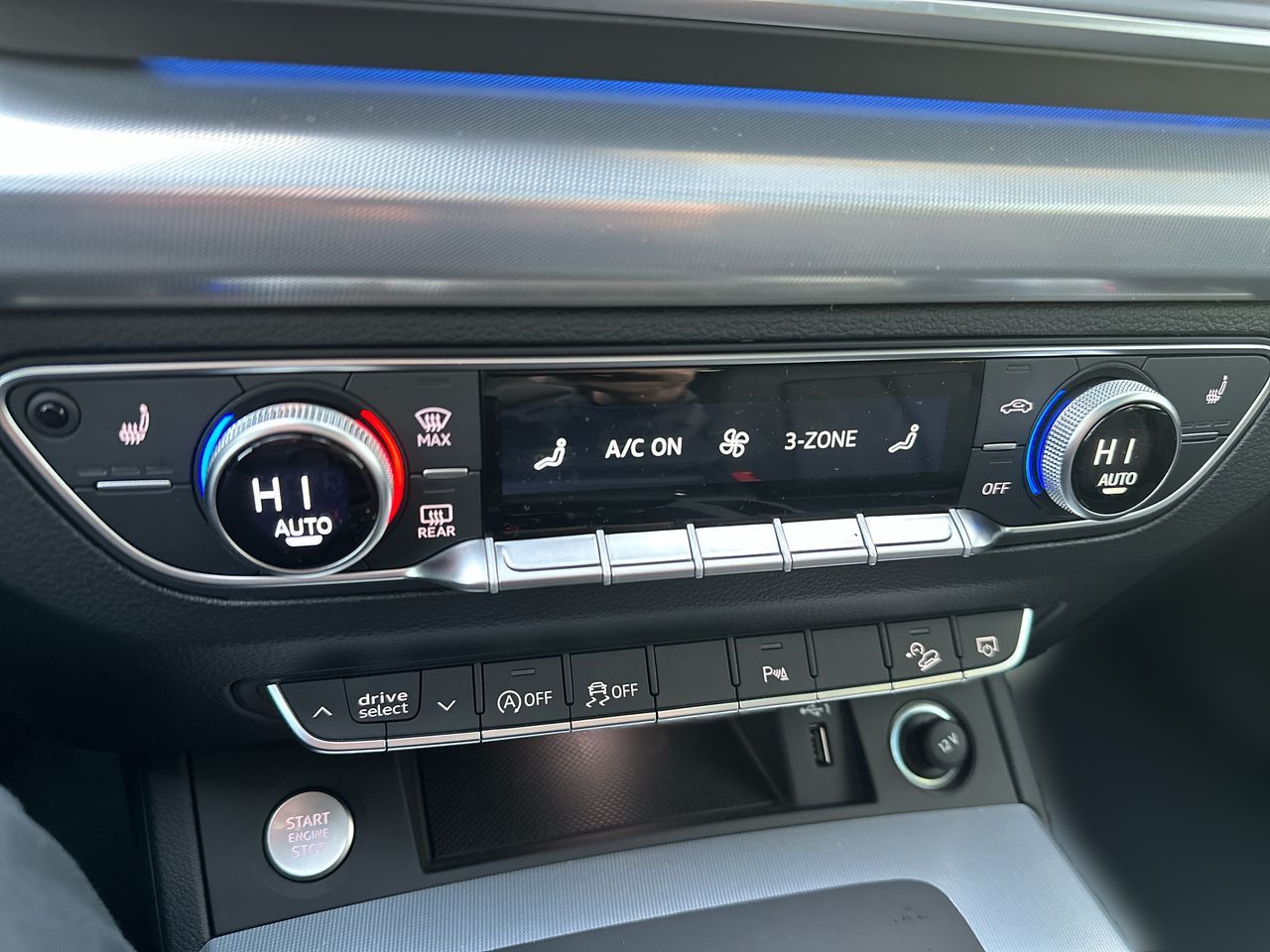 Audi Q5  2025 à North Vancouver, Colombie-Britannique